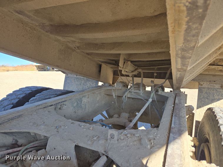 image for item EE7908 2005 Sterling L-Line dump truck