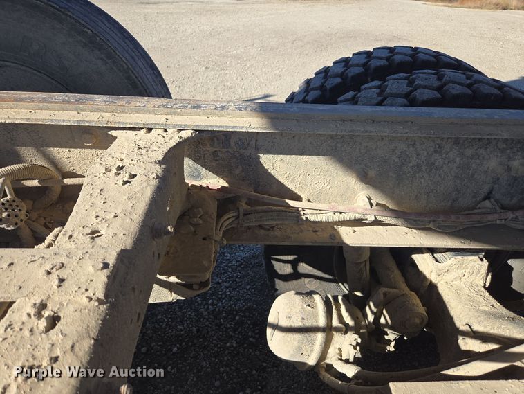 image for item EE7908 2005 Sterling L-Line dump truck
