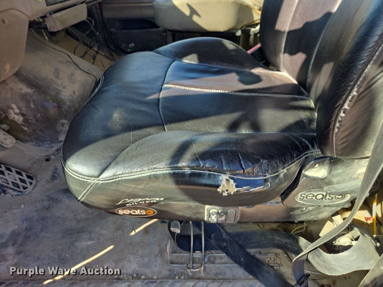 image for item EE7908 2005 Sterling L-Line dump truck