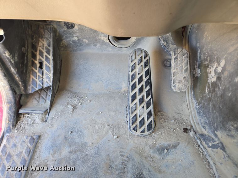 image for item EE7908 2005 Sterling L-Line dump truck