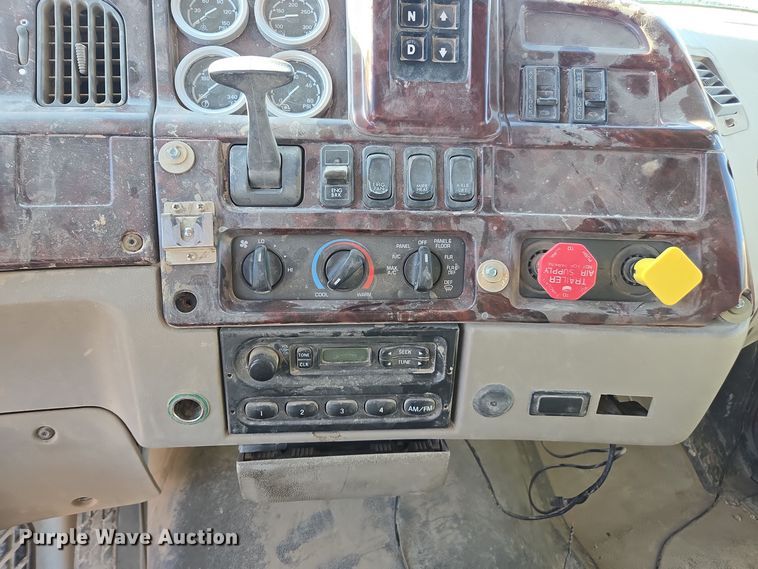image for item EE7908 2005 Sterling L-Line dump truck