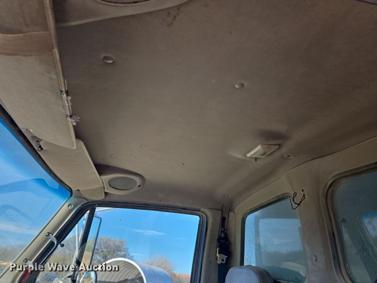image for item EE7908 2005 Sterling L-Line dump truck