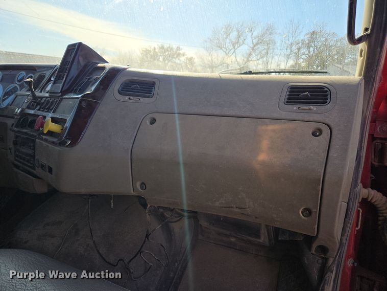 image for item EE7908 2005 Sterling L-Line dump truck