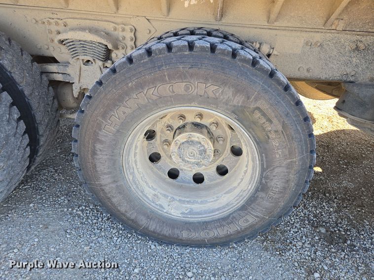 image for item EE7908 2005 Sterling L-Line dump truck