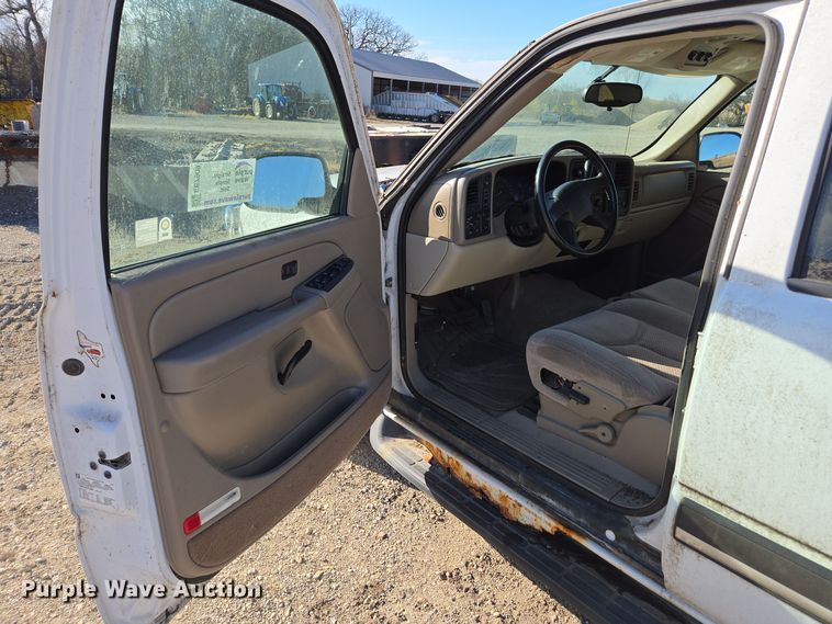 image for item EE7909 2005 Chevrolet Tahoe SUV