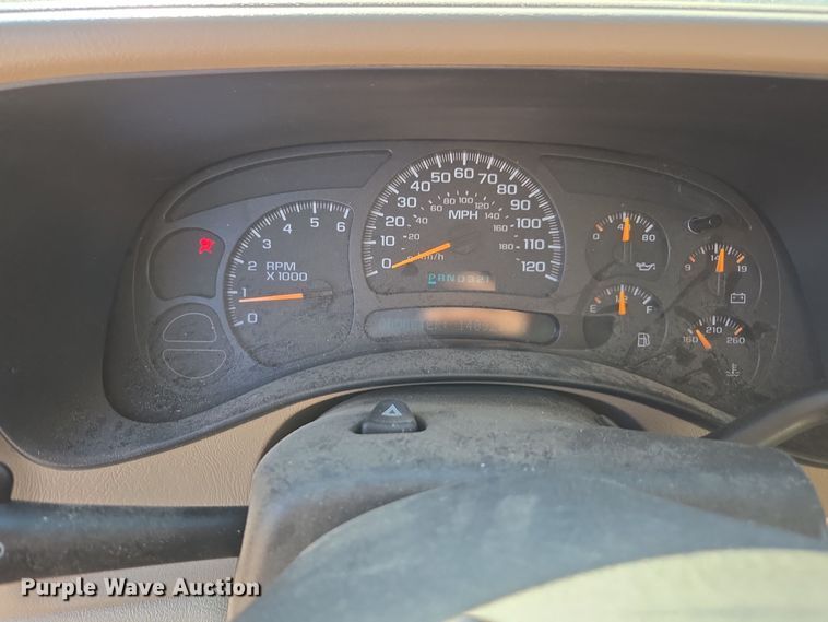 image for item EE7909 2005 Chevrolet Tahoe SUV