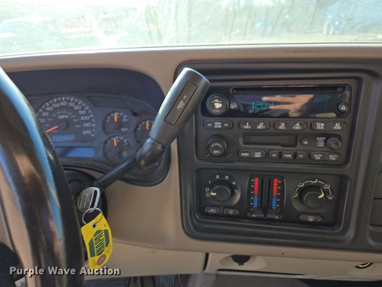 image for item EE7909 2005 Chevrolet Tahoe SUV