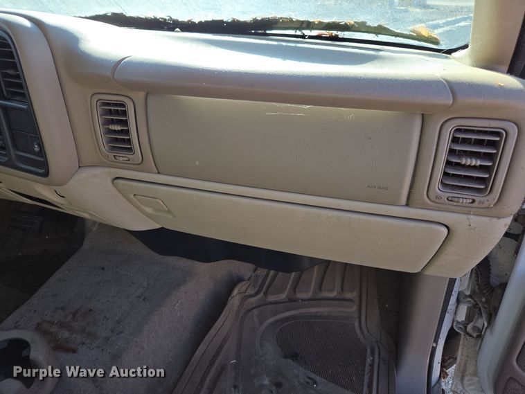 image for item EE7909 2005 Chevrolet Tahoe SUV