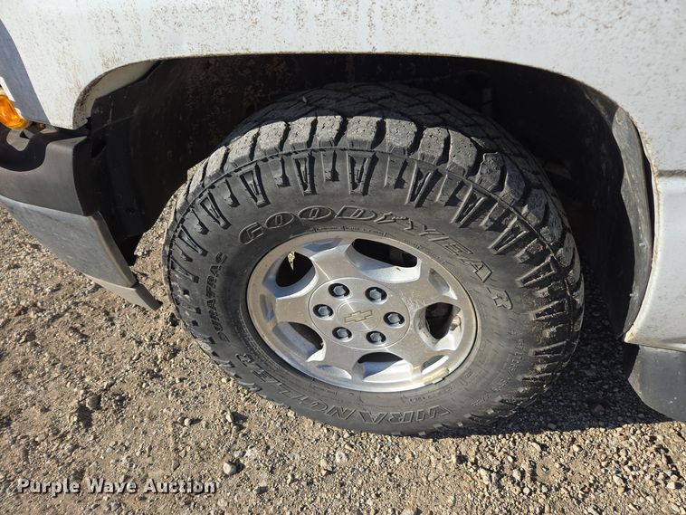 image for item EE7909 2005 Chevrolet Tahoe SUV