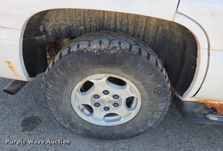 image for item EE7909 2005 Chevrolet Tahoe SUV