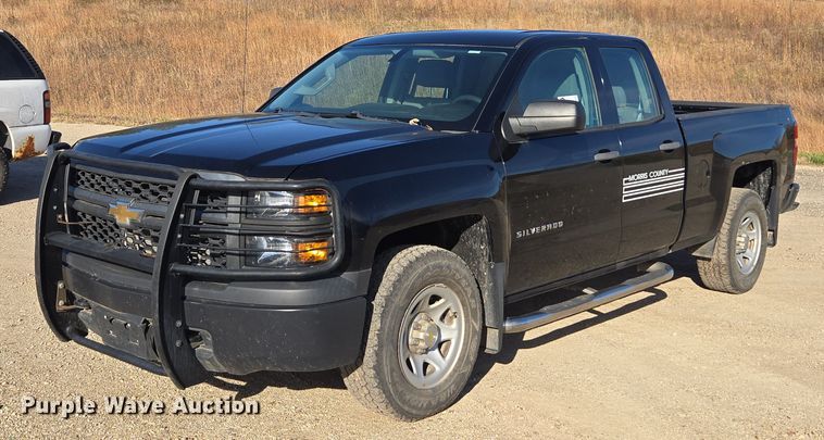 image for item EE7910 2015 Chevrolet Silverado 1500 Double Cab pickup truck