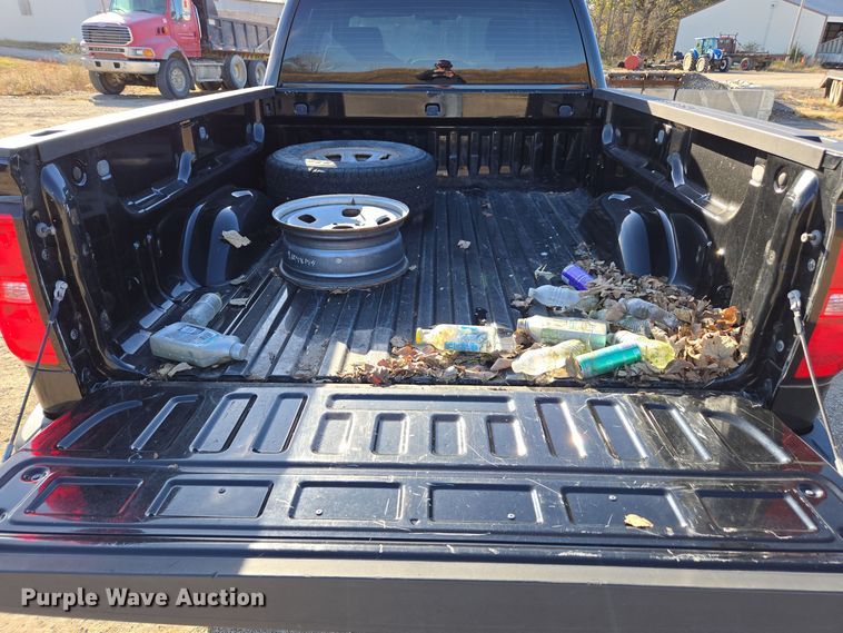 image for item EE7910 2015 Chevrolet Silverado 1500 Double Cab pickup truck