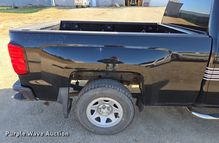 image for item EE7910 2015 Chevrolet Silverado 1500 Double Cab pickup truck