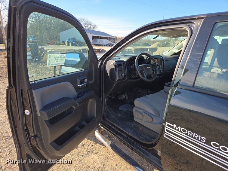 image for item EE7910 2015 Chevrolet Silverado 1500 Double Cab pickup truck