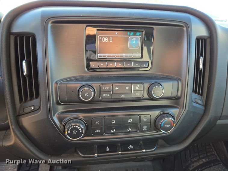 image for item EE7910 2015 Chevrolet Silverado 1500 Double Cab pickup truck