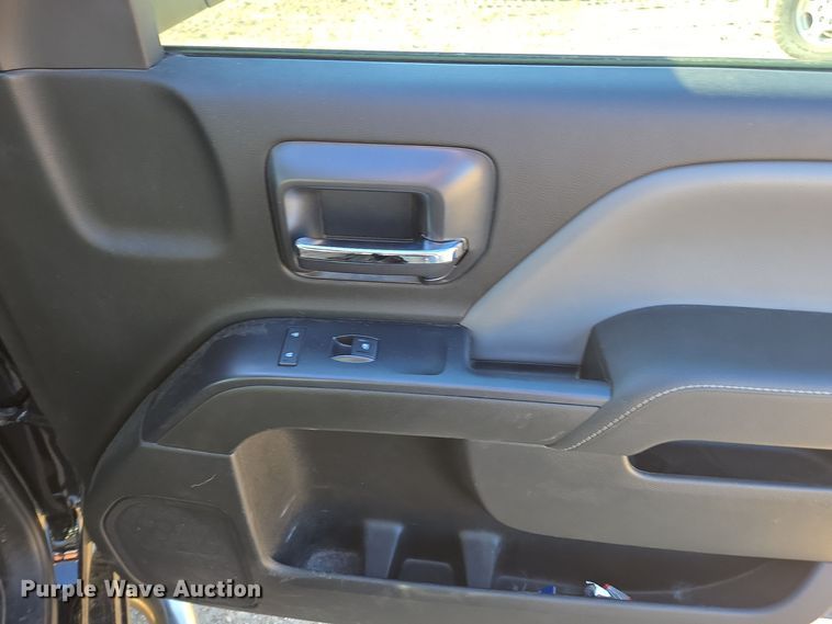 image for item EE7910 2015 Chevrolet Silverado 1500 Double Cab pickup truck