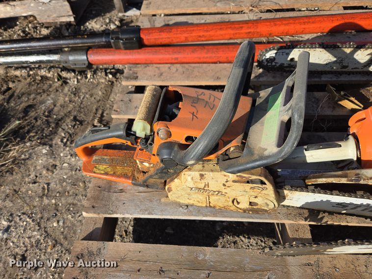 image for item EE7911 Saws