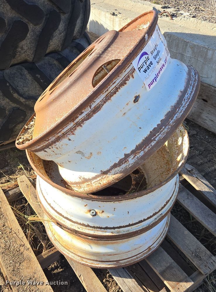 image for item EE7912 (3) 24.5