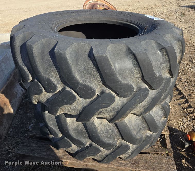 image for item EE7913 (2) Goodyear 19.5-24 tires