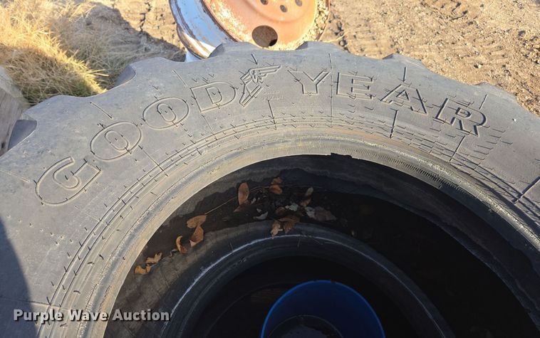 image for item EE7913 (2) Goodyear 19.5-24 tires