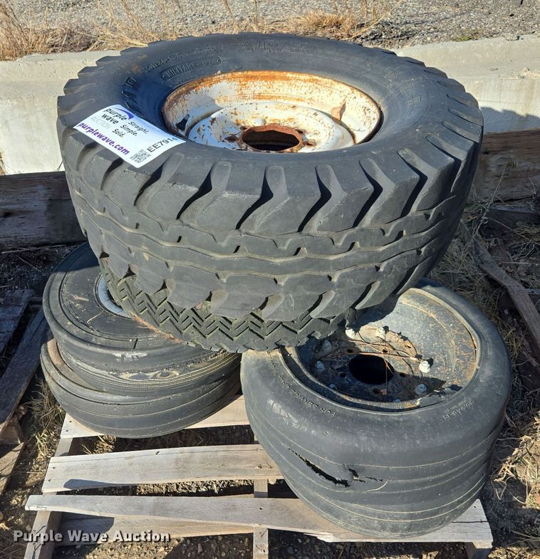 image for item EE7914 Tires and wheels