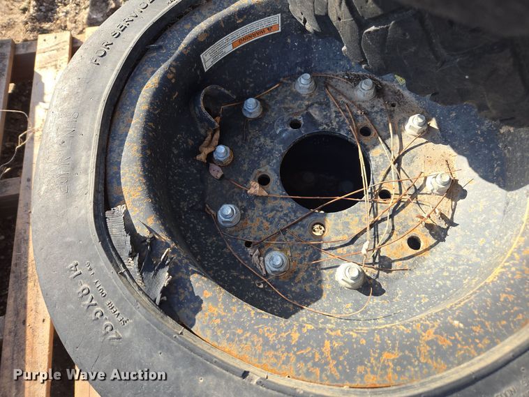 image for item EE7914 Tires and wheels