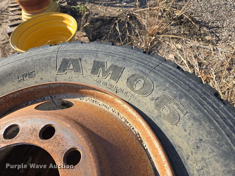 image for item EE7915 (7) 11R24.5 tires and wheels