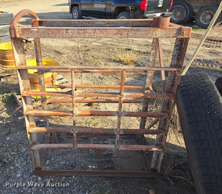 image for item EE7915 (7) 11R24.5 tires and wheels