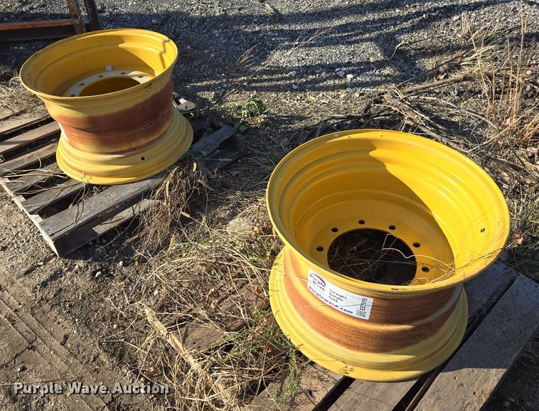 image for item EE7916 (2) ag wheels