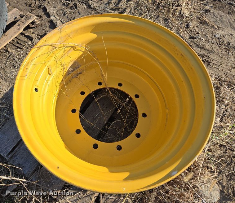 image for item EE7916 (2) ag wheels