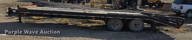 image for item EE7919 1982 Towmaster equipment trailer