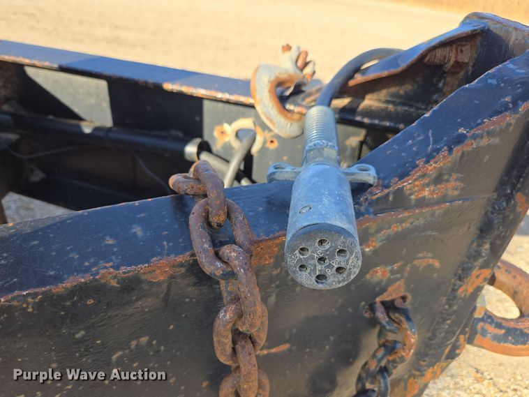 image for item EE7919 1982 Towmaster equipment trailer