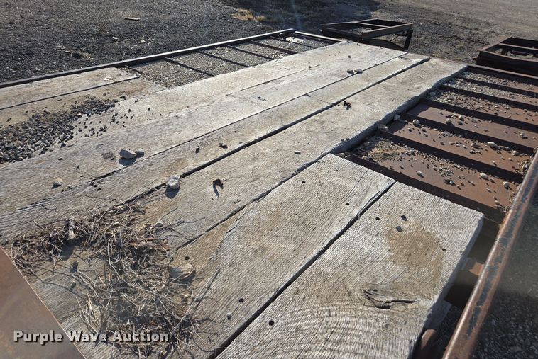 image for item EE7919 1982 Towmaster equipment trailer