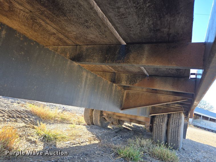 image for item EE7919 1982 Towmaster equipment trailer