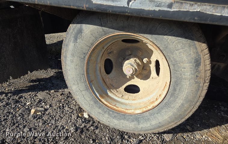 image for item EE7919 1982 Towmaster equipment trailer