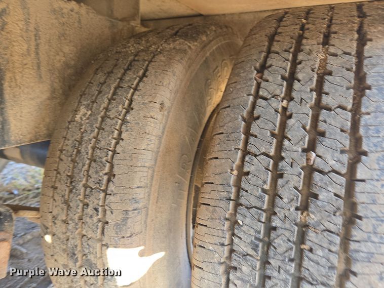 image for item EE7919 1982 Towmaster equipment trailer