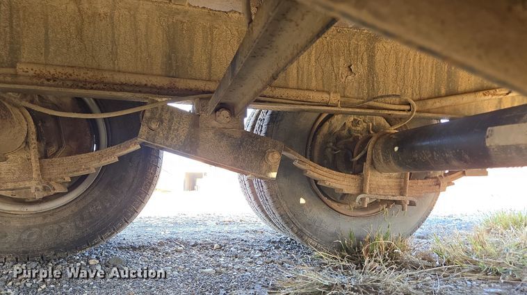 image for item EE7919 1982 Towmaster equipment trailer