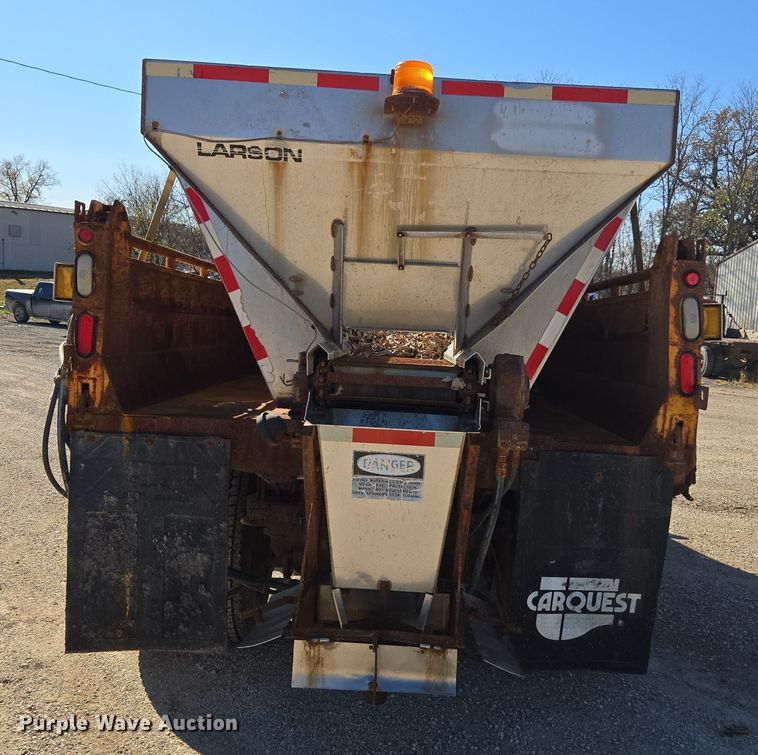 image for item EE7921 2006 International 7400 dump truck