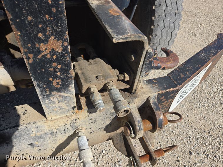 image for item EE7921 2006 International 7400 dump truck