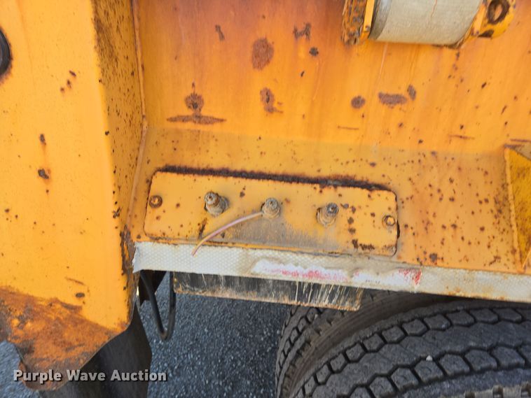 image for item EE7921 2006 International 7400 dump truck