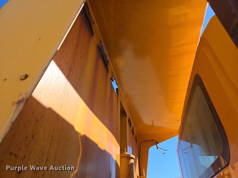 image for item EE7921 2006 International 7400 dump truck