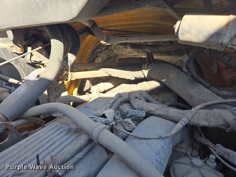 image for item EE7921 2006 International 7400 dump truck