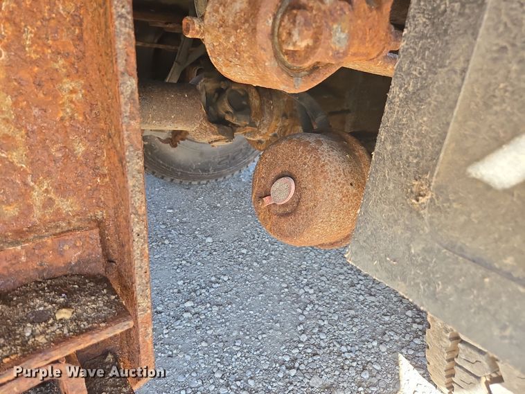 image for item EE7921 2006 International 7400 dump truck