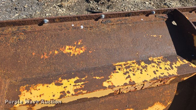 image for item EE7921 2006 International 7400 dump truck