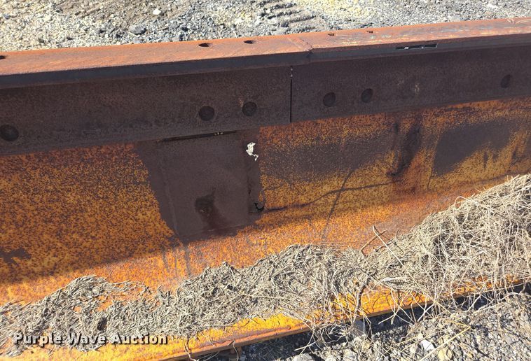 image for item EE7921 2006 International 7400 dump truck