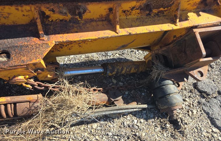 image for item EE7921 2006 International 7400 dump truck