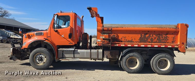 image for item EE7922 2010 Freightliner Business Class M2 dump truck