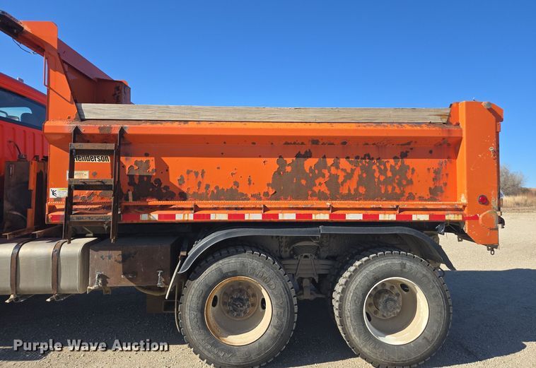 image for item EE7922 2010 Freightliner Business Class M2 dump truck