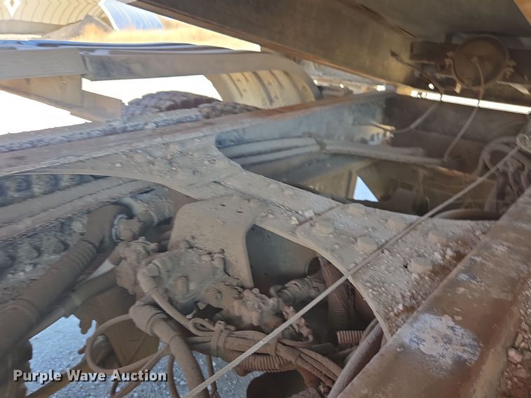 image for item EE7922 2010 Freightliner Business Class M2 dump truck