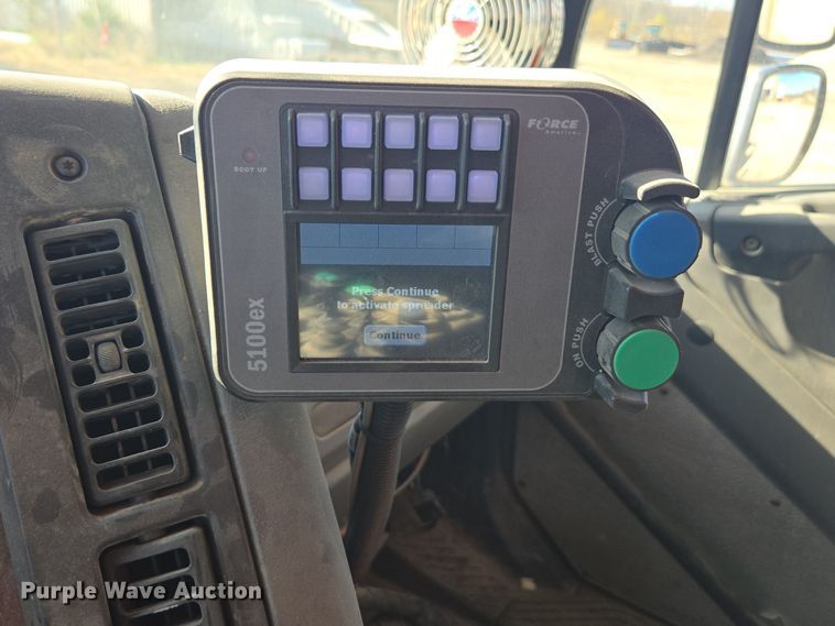 image for item EE7922 2010 Freightliner Business Class M2 dump truck